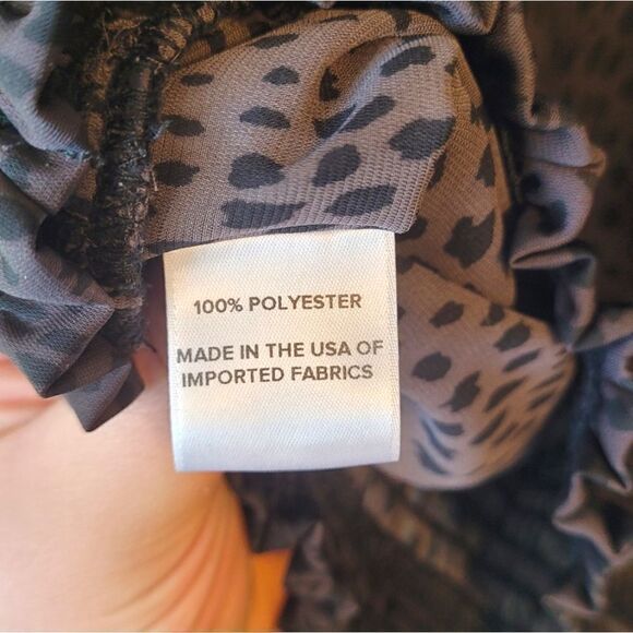 Evereve Peyton Jenson Animal Print Off Shoulder Blouse - Picture 5 of 5